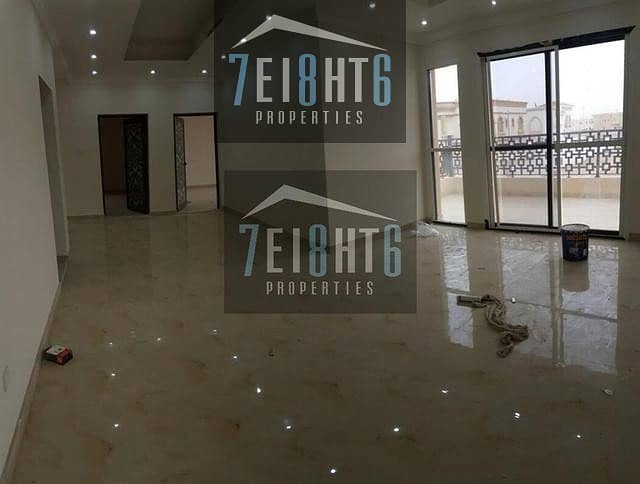 Outstanding quality: 6 b/r spacious immaculately presented indep villa Outstanding quality: 6 b/r spacious immaculately presented indep villa