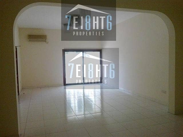 Spacious: 6-7 b/r indep well maintained villa with living rooms Spacious: 6-7 b/r indep well maintained villa with living rooms