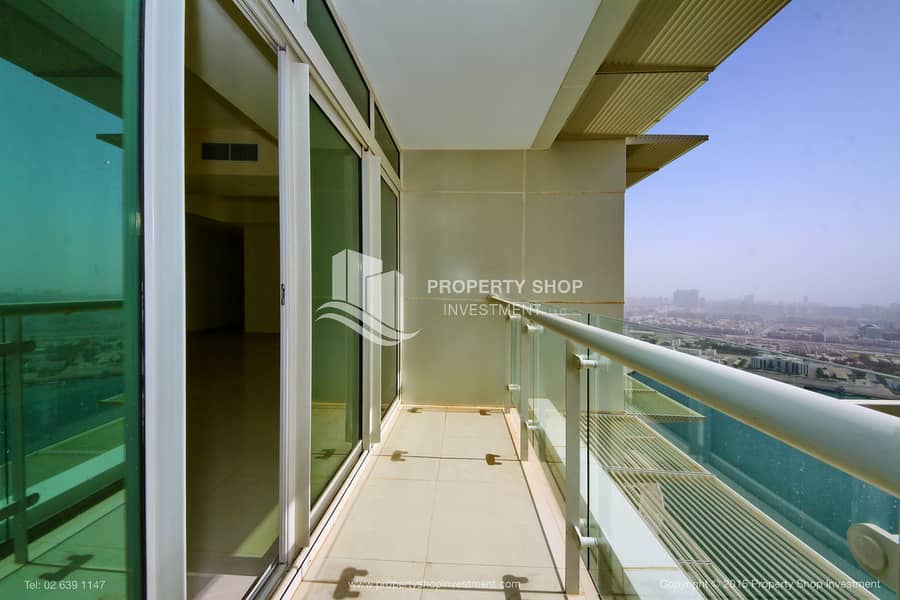 2 3-bedroom-apartment-abu-dhabi-al-reem-island-marina-square-tala-tower-balcony. JPG