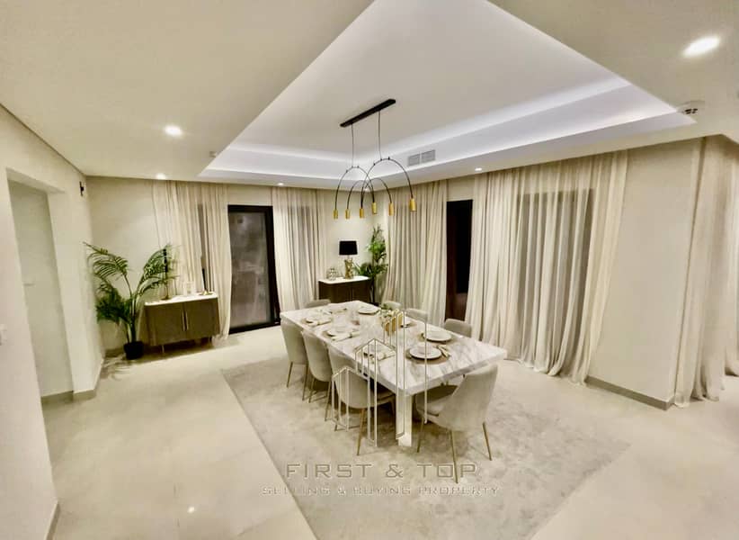 Free Hold 4BR Townhouse Single Row | 5 years free maintenance charge! Free Hold 4BR Townhouse Single Row | 5 years free maintenance charge!