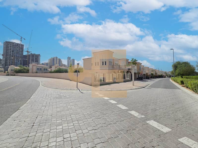 3 WhatsApp Image 2024-10-02 at 15.39. 03 (2). png