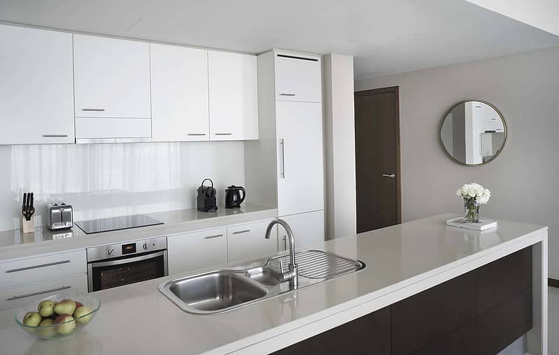 4 1BR Premium - Kitchen. jpg