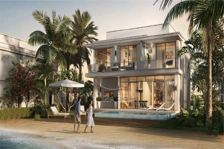 Private Beach with Unobstructed View of the Sea