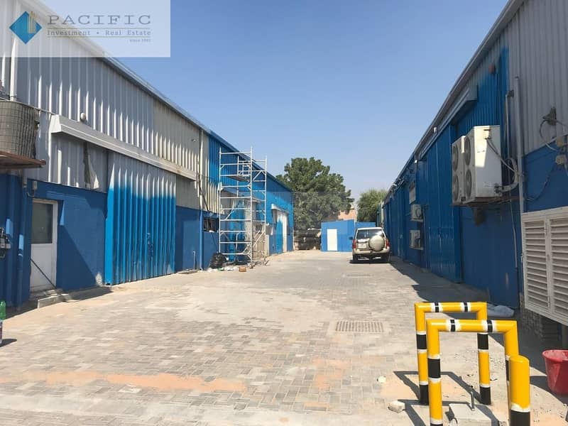 Warehouse for Rent in Al Quoz Negotiable