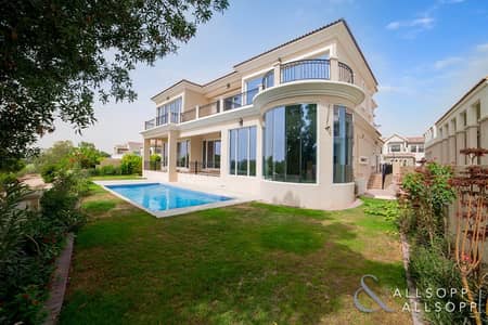 Six Bedrooms | Custom Build | Private Pool Six Bedrooms | Custom Build | Private Pool
