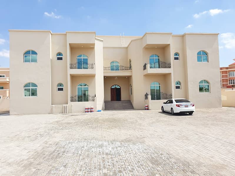 Квартира в Шахкбут Сити, 4 cпальни, 70000 AED - 6164425