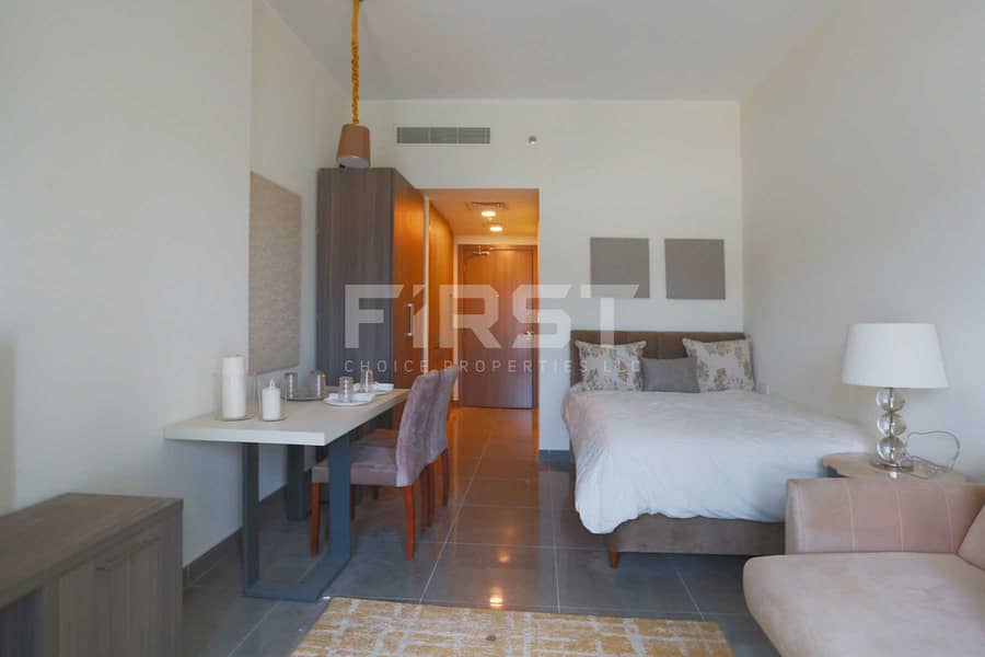 6 Internal Photo of Studio Apartment in Leonardo Residences Masdar City Abu Dhabi UAE (3). jpg