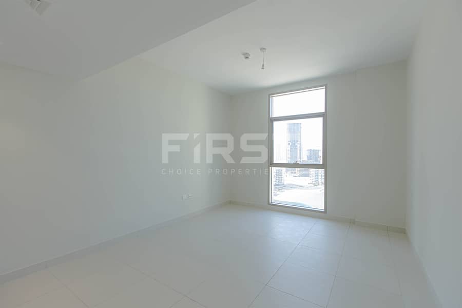 7 Internal Photo of 1 Bedroom Apartment in Reflection Shams Abu Dhabi Al Reem Island Abu Dhabi UAE (12). jpg