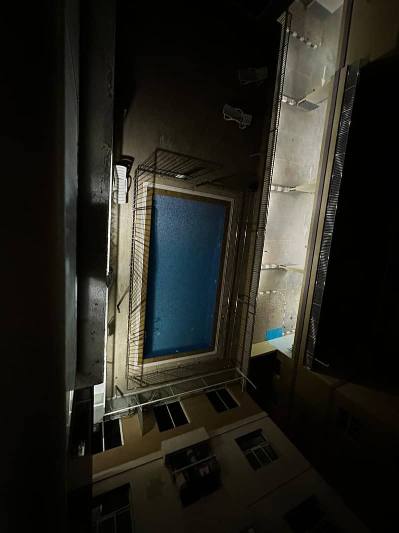 9 d832cfe0-cc9b-4347-86db-36dc96e46d60. jpg