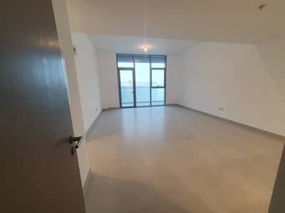 شقة 2 غرفة نوم للايجار في دبي الجنوب، دبي - IMG-20241119-WA0012. jpg