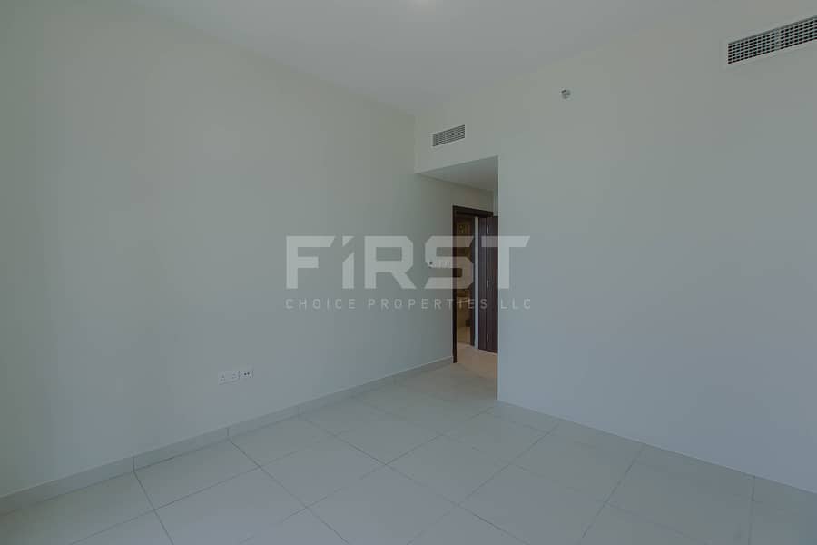 12 Internal Photo of 2 Bedroom Apartment in Reflection Shams Abu Dhabi Al Reem Island Abu Dhabi UAE (26). jpg