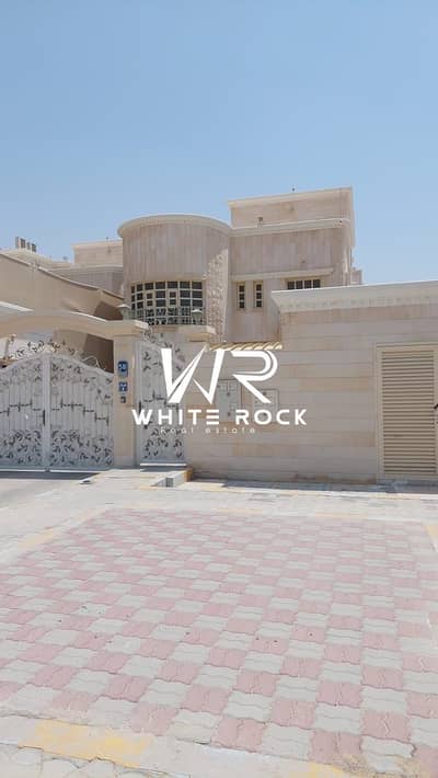 4 Bedroom Villa Compound for Sale in Al Shamkha, Abu Dhabi - Amazing Compound | 4 villas |  Prime Location