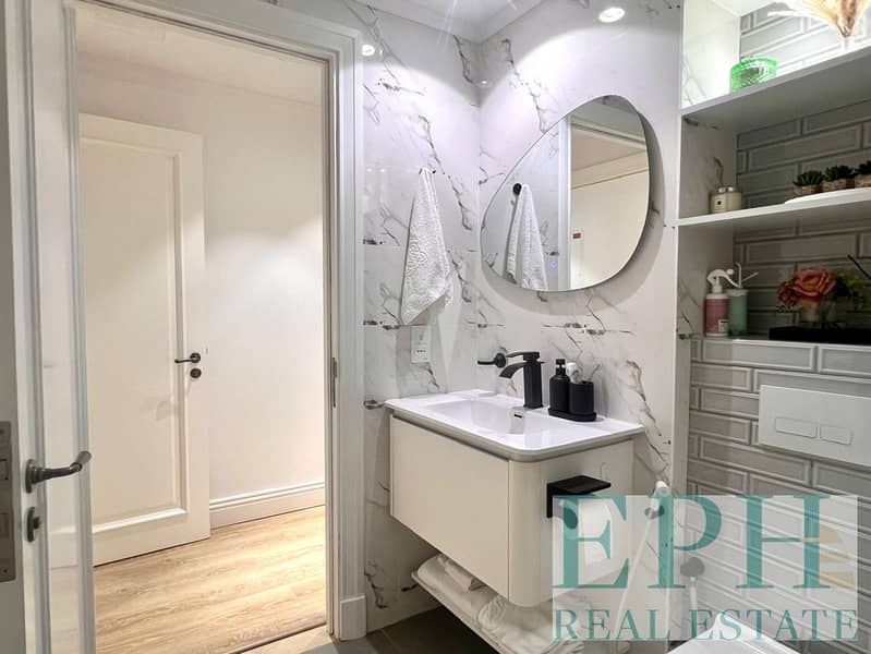 14 bathroom1. jpg