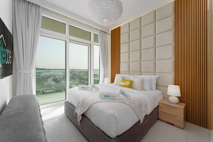 Elegant seaside living 3-bedroom Emaar Beachfront - Image 7