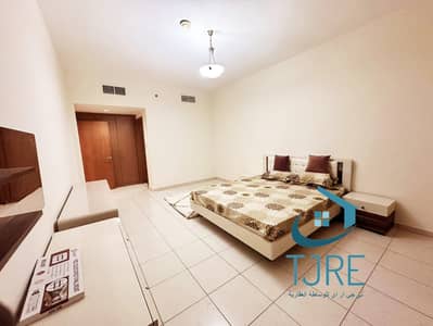 SPACIOUS/VACANT/FULLY FURNISHED