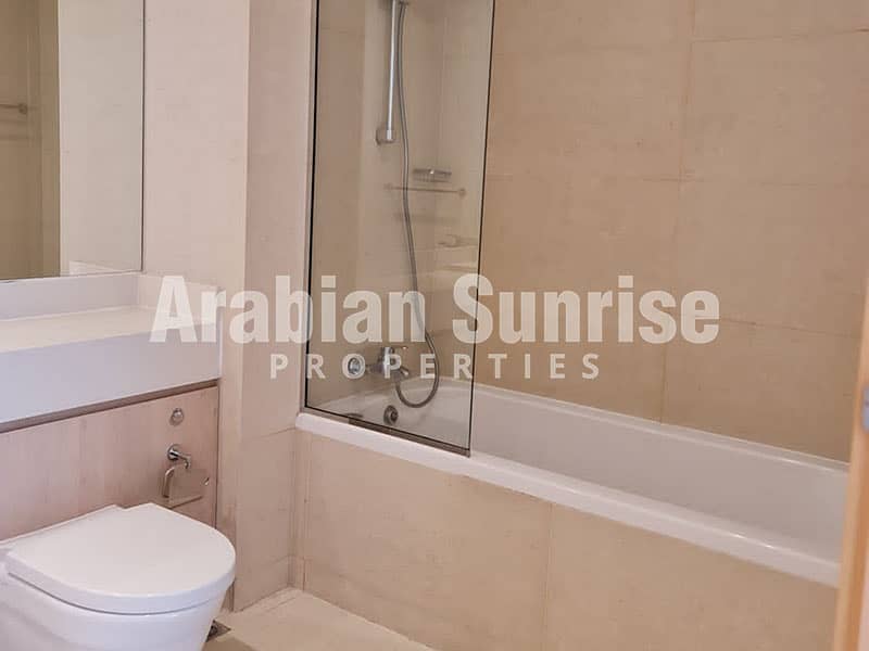 8 Al Zeina-1BR-801-A-bathroom. jpg