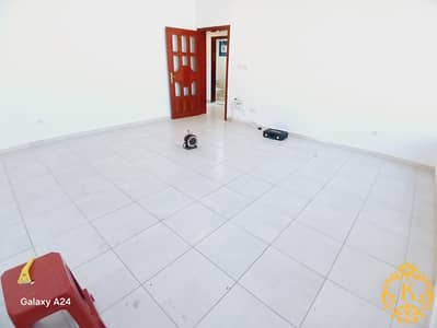 Wonderful 2bhk apartment 60k 3payment central ac with balcony nice kitchen