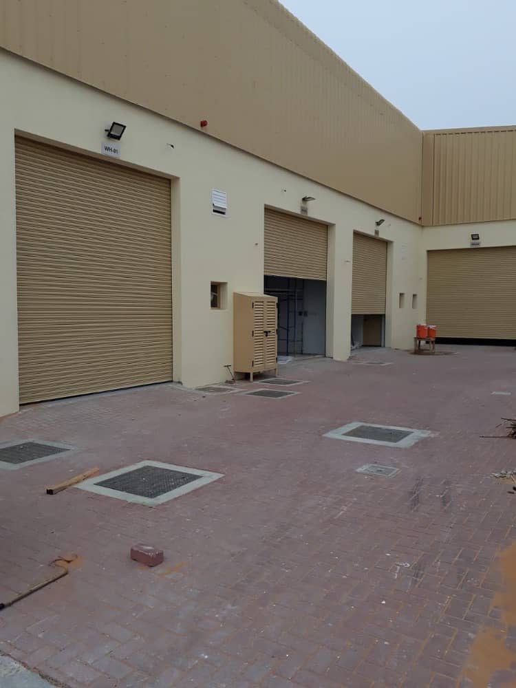 High power 79 kw 1937 Sq ft Commercial and storage warehouse for rent