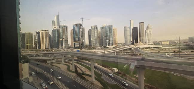 Premium Location 1 Bedroom In Escan Marina Tower