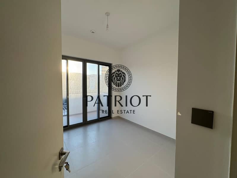 13 Sun 3BR SR TH - photo 12. jpg