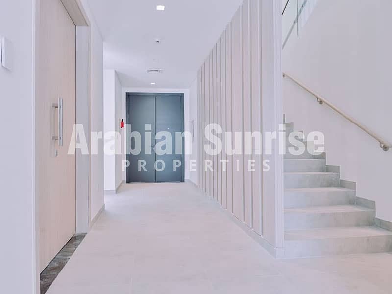 13 The-Dunes-4BR-V-280-Foyer. jpg