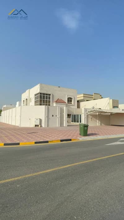5 Bedroom Villa for Sale in Al Hamidiyah, Ajman - f7c71e8f-8824-4520-8b06-ae79018cd73e. jpg