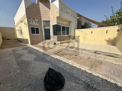 2 BED ROOM, SINGLE STORY, PV GARDEN, PVT PARKING, PVT ENTRANCE, KITCHEN, LIVING HALL @90K