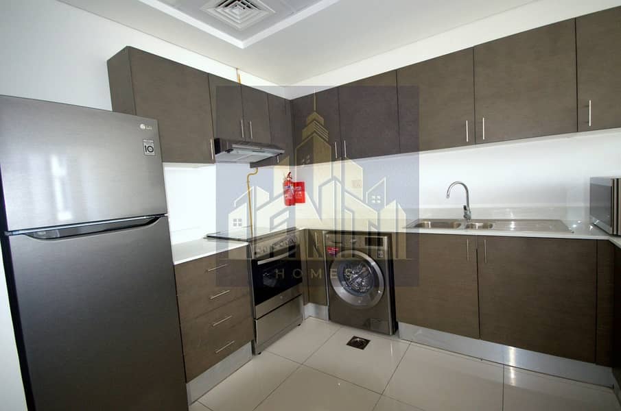 6 Kitchen with watermark 2. jpg