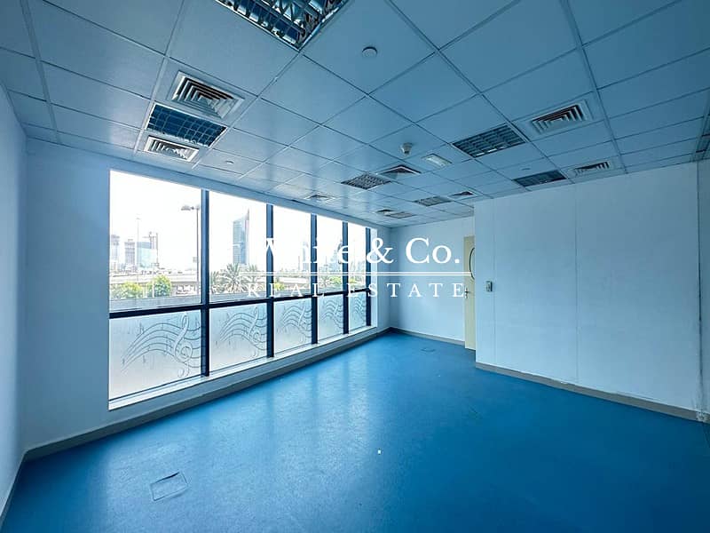 GREAT VIEW  |  VACANT  |  FITTED OFFICE