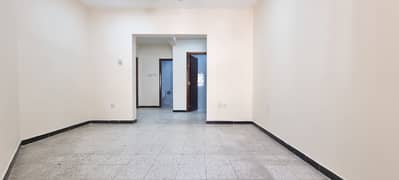 شقة في الحمریة،بر دبي 1 غرفة 52000 درهم - 6039641