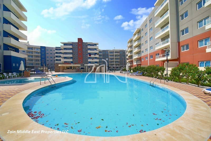 Hot Deal Pool View 3 BR Apt with Balcony Hot Deal Pool View 3 BR Apt with Balcony