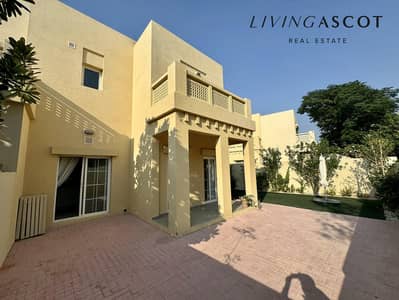 3 Bedroom Villa for Rent in The Lakes, Dubai - Vacant now | Corner unit | Back to Back |