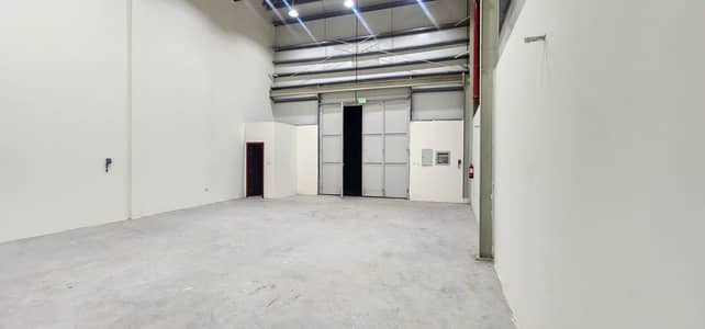 Warehouse for Rent in Mussafah, Abu Dhabi - e7f22c3b-eaae-4263-980d-94a3d5e50b38. jpg