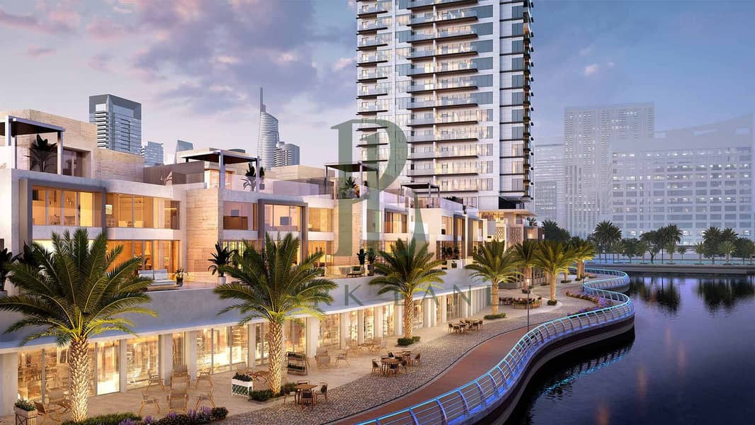 7 FT-Villas-on-Water-_-Promenade-Dusk_edited. jpg