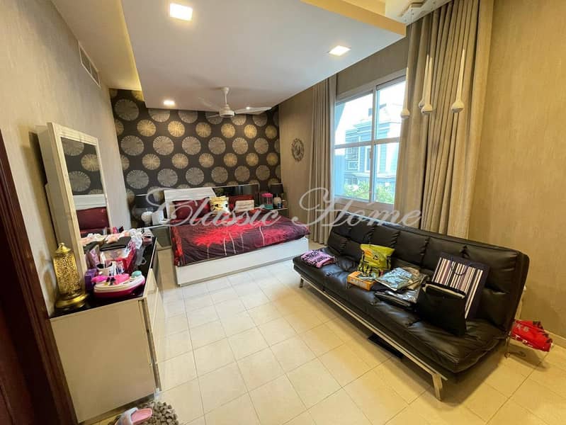 14 Bedroom 1. jpg