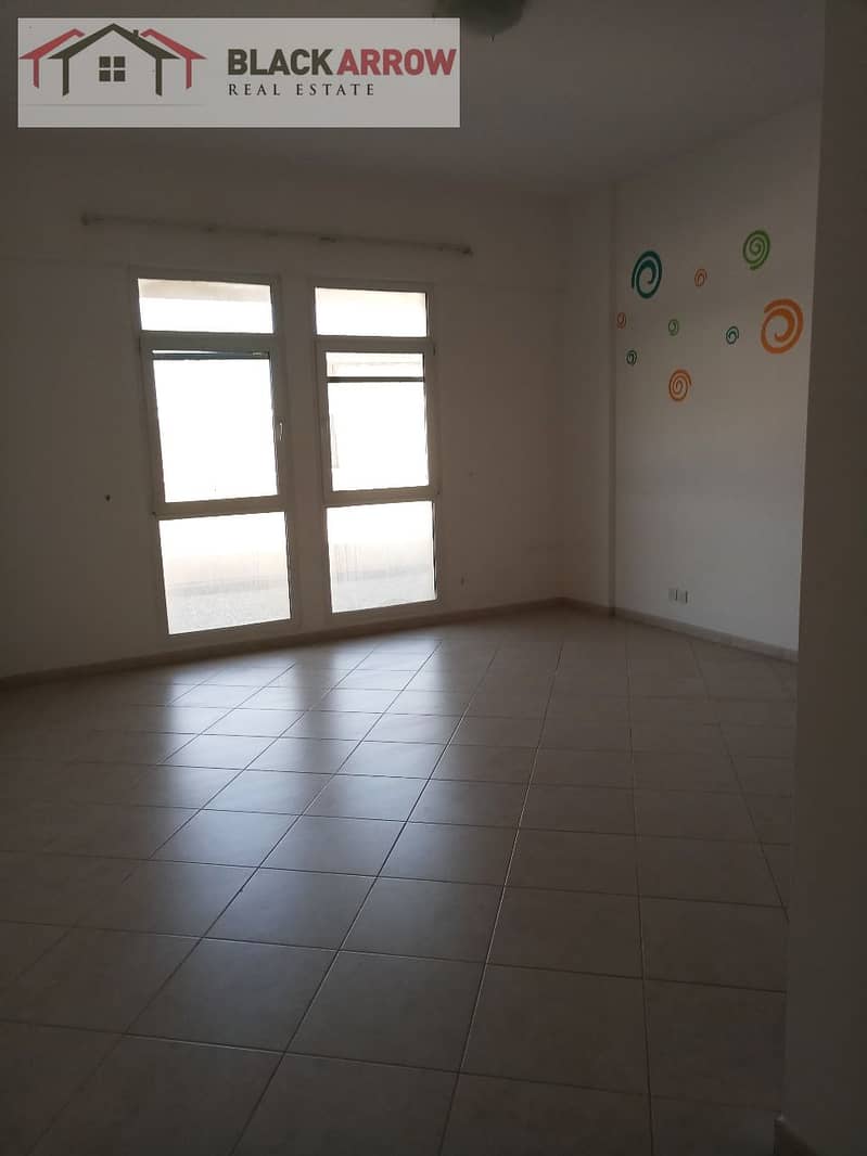 4 beb761cd-ecb2-4389-a986-ee4864e125f0. jpg