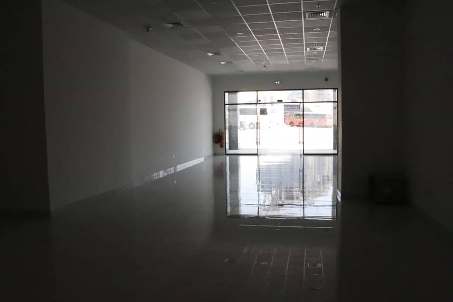 5 Amalfi Shop 2 View. JPG