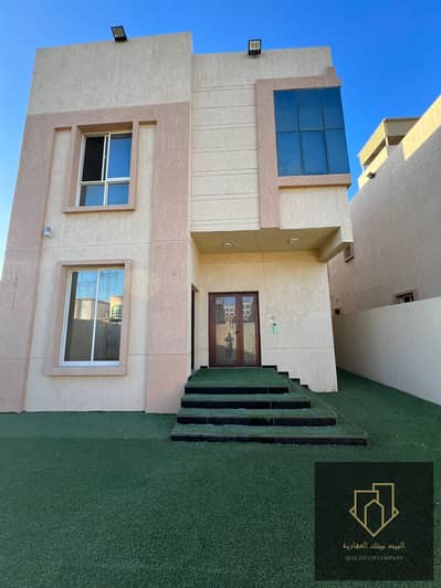 **Villa for Rent in Al Muwaihat 3, Ajman - 5 Master Bedrooms and 4800 Sq. Ft. **