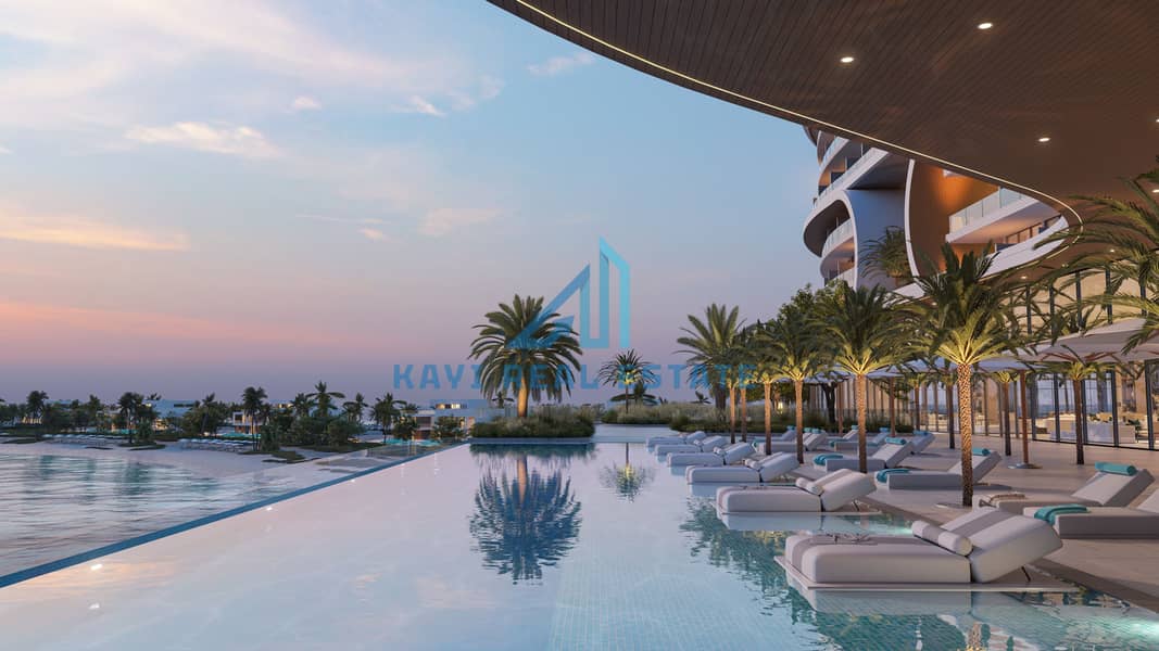 28 VIEW10-HOTEL POOL. jpg