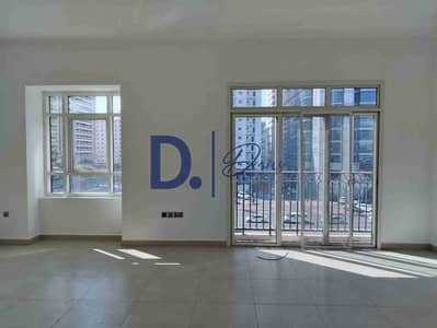 Spacious Layout|Parking|Balcony