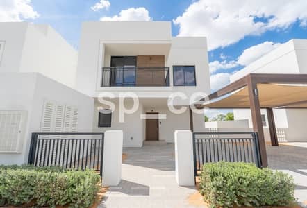 4 Bedroom Villa for Sale in Yas Island, Abu Dhabi - Luxurious Living | Double Row | Ideal for Family