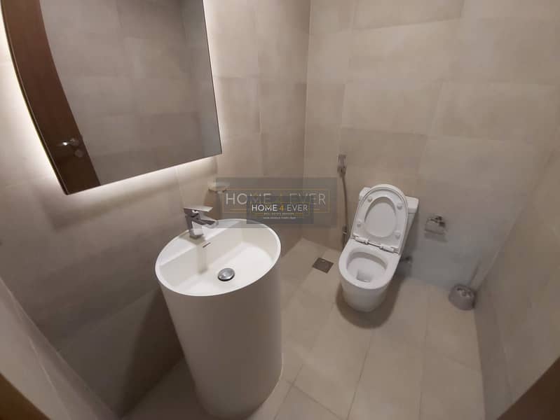 7 Modern Design | Chiller Free | High Class Quality
