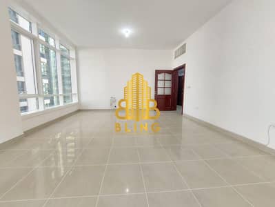 Alluring 3BHK With 1 Master BR & Built-In Cupboards