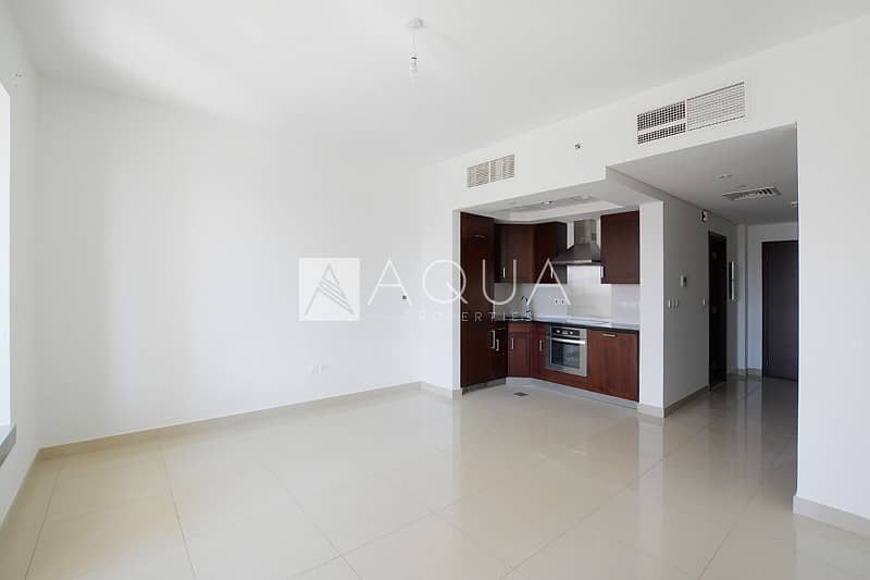 High Floor | Private Terrace | Tenanted