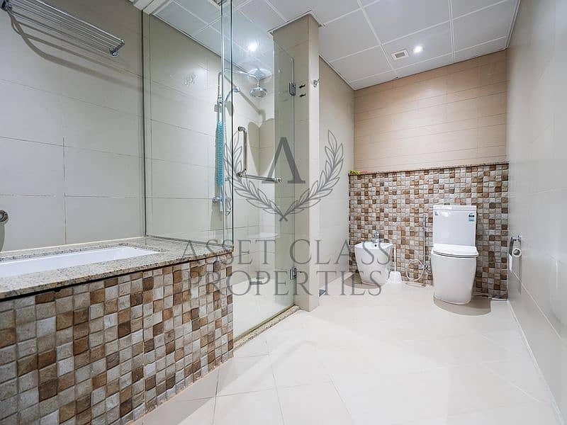 13 washroom2. jpg