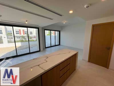 4 Bedroom Townhouse for Sale in Dubailand, Dubai - YU54OH21mX739wzzi11k8PE9iuOZFh3Xkkz1C1c2