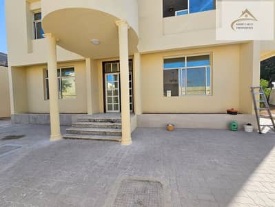 Spacious  5Bhk villa , Sea view,  near to corniche
