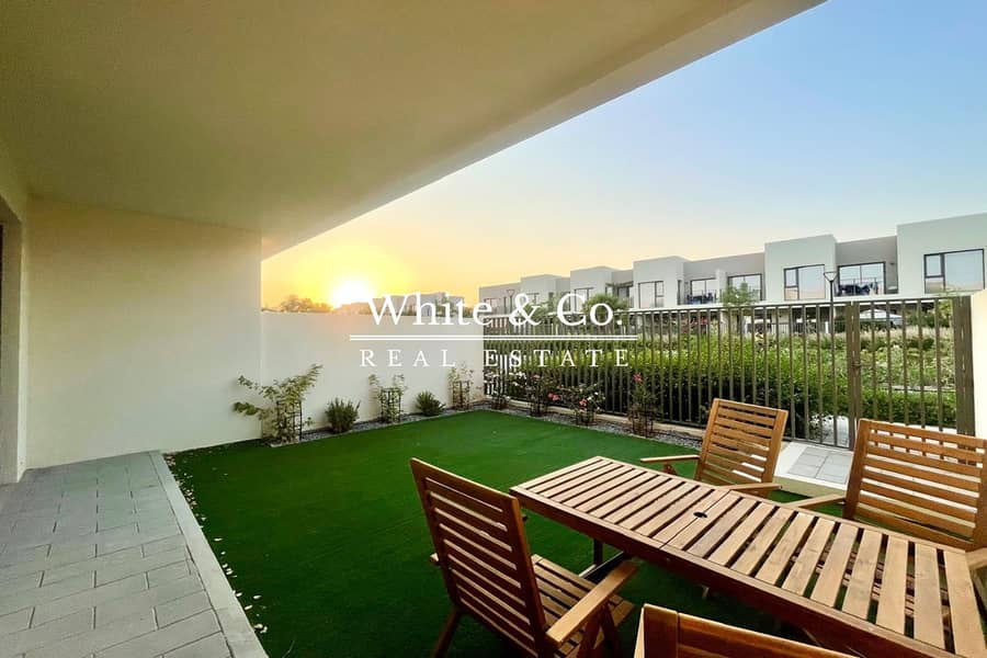 Landscaped | Single Row | Ideal Location Landscaped | Single Row | Ideal Location