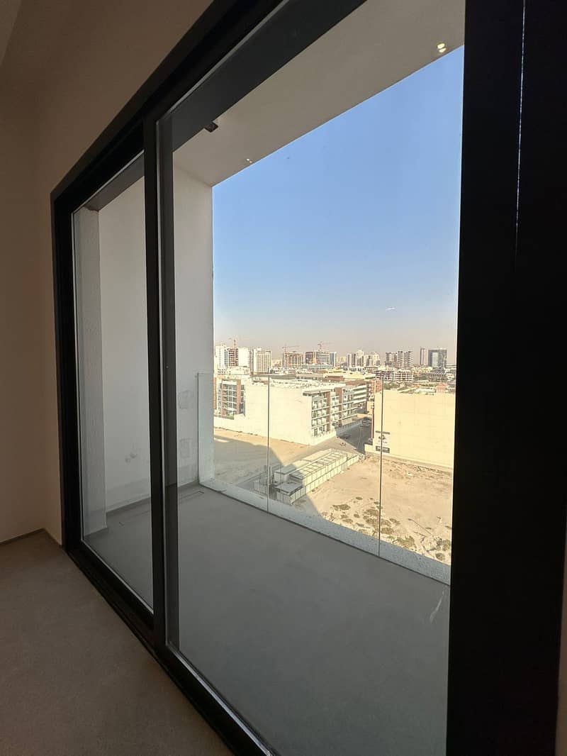 3 Balcony. jpeg