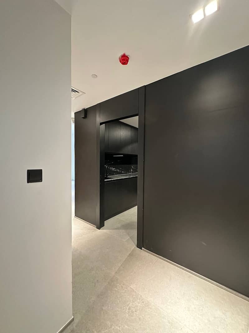 11 Kitchen. jpeg